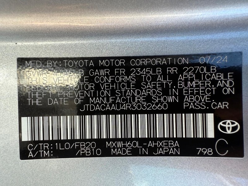 Toyota Prius Vehicle Image 25