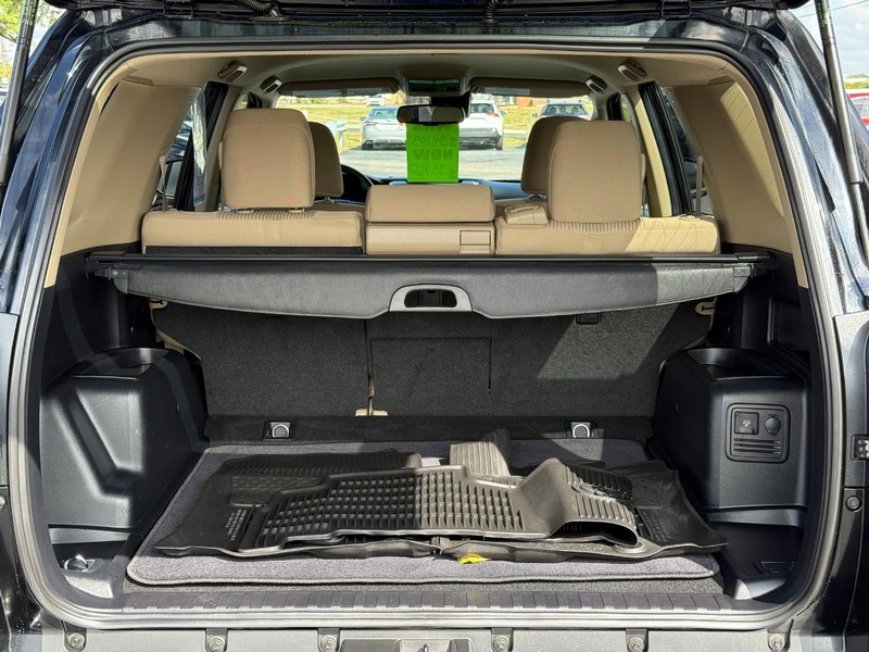 Toyota 4Runner Vehicle Image 07
