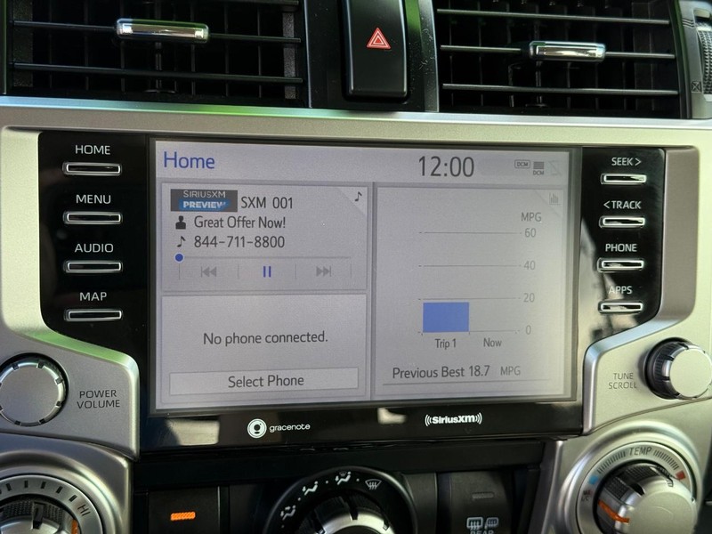 Toyota 4Runner Vehicle Image 16