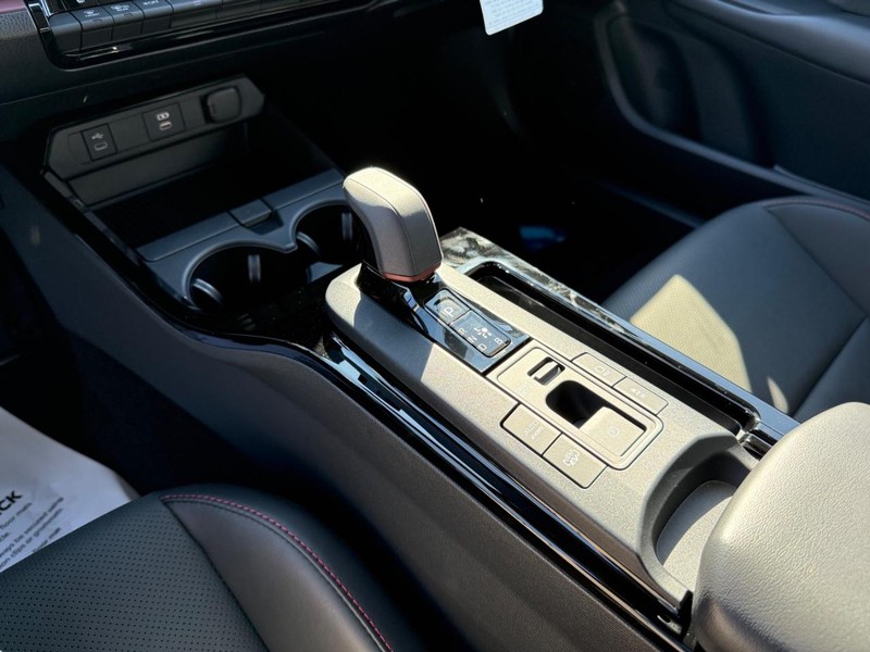 Toyota Prius Plug-In Hybrid Vehicle Image 14