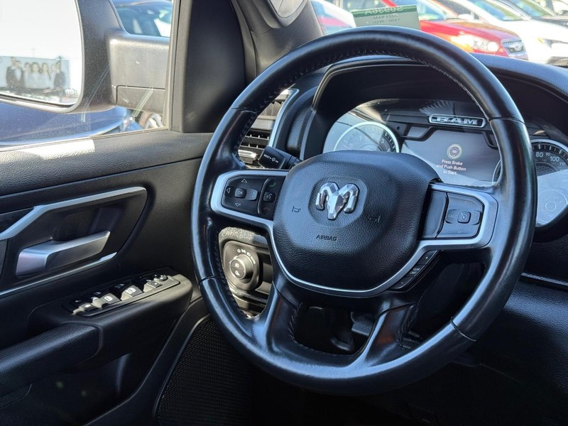 Ram 1500 Vehicle Image 12