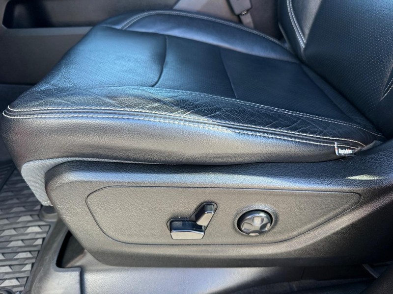 Ram 1500 Vehicle Image 25