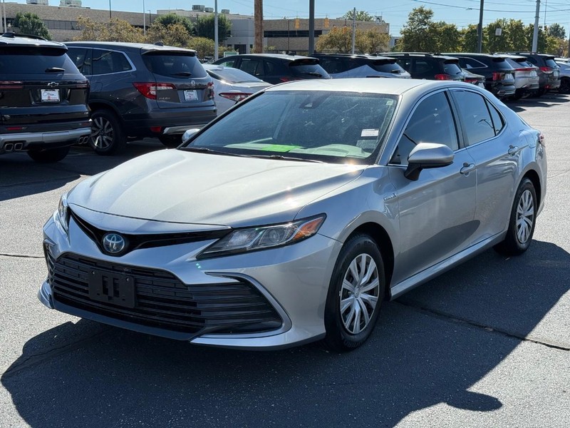 Toyota Camry Hybrid Vehicle Image 08
