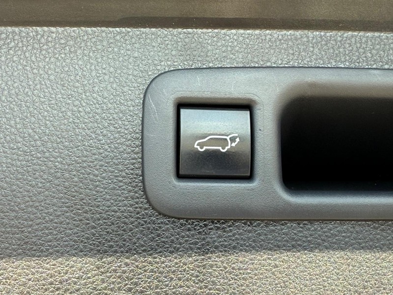 Toyota Highlander Vehicle Image 08