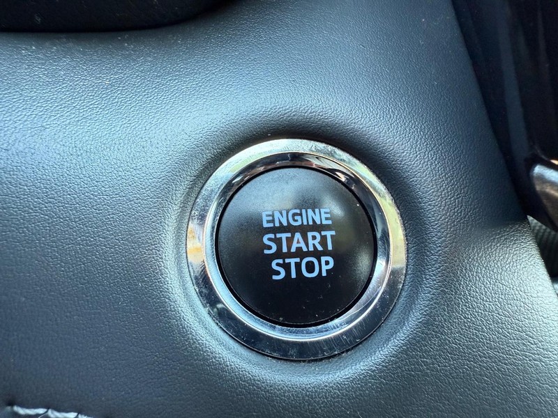 Toyota Highlander Vehicle Image 18