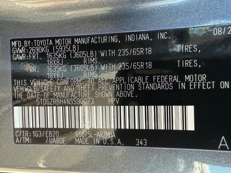 Toyota Highlander Vehicle Image 30