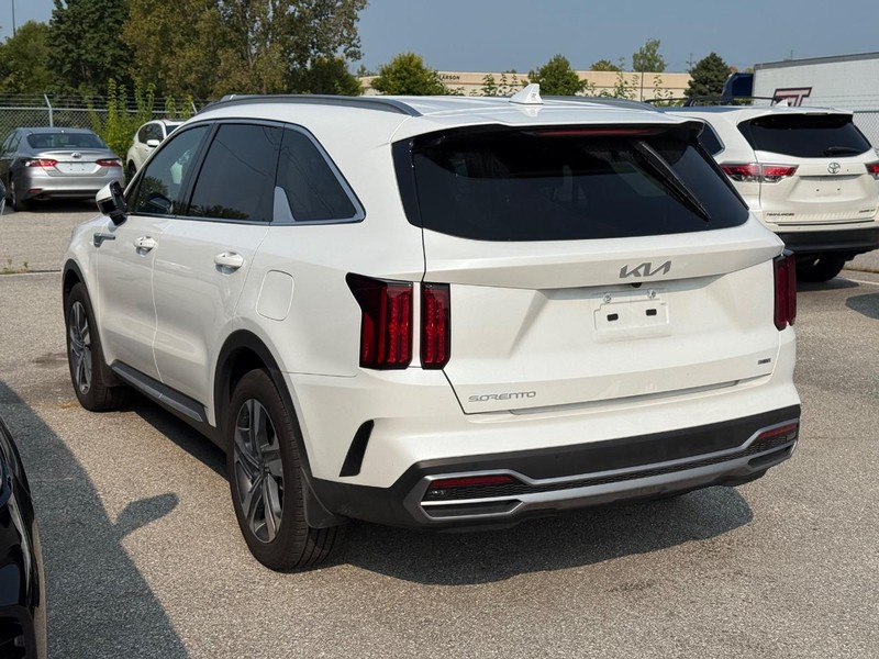 Kia Sorento Hybrid Vehicle Image 03