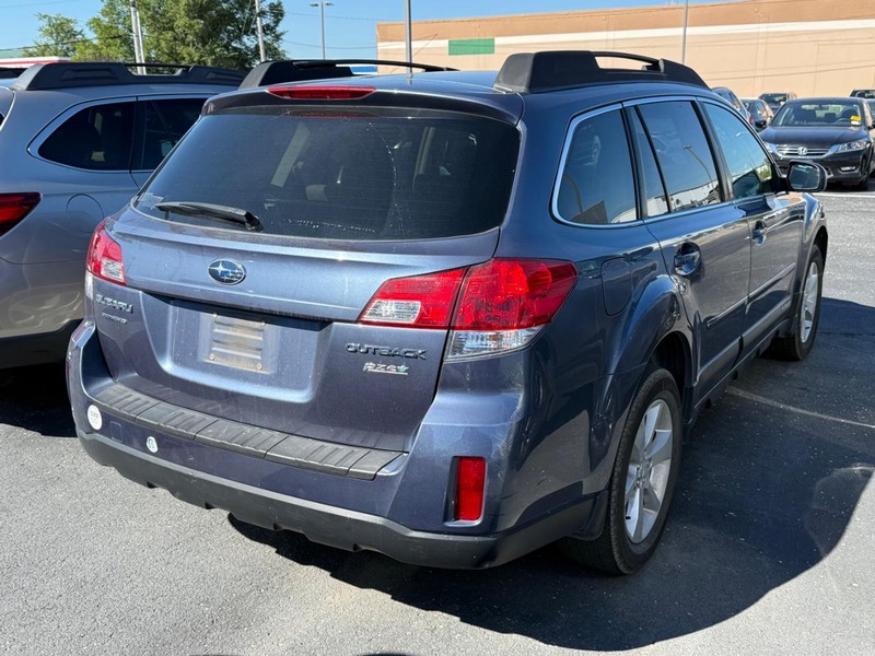 Subaru Outback Vehicle Image 04