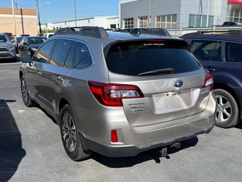 Subaru Outback Vehicle Image 03