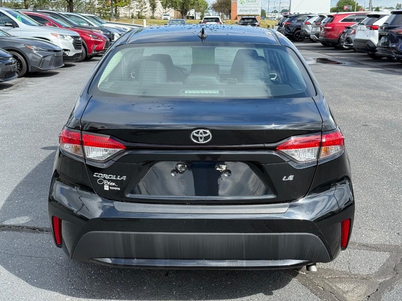 Toyota Corolla Vehicle Image 04