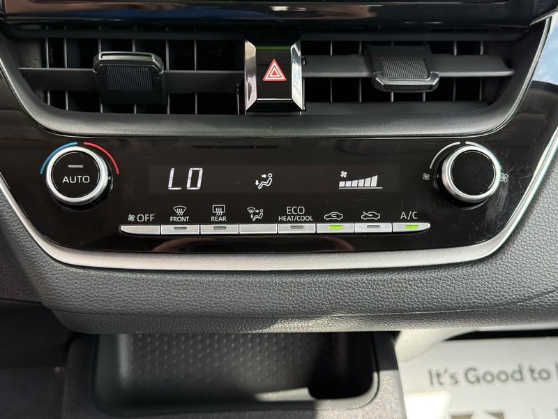 Toyota Corolla Vehicle Image 17