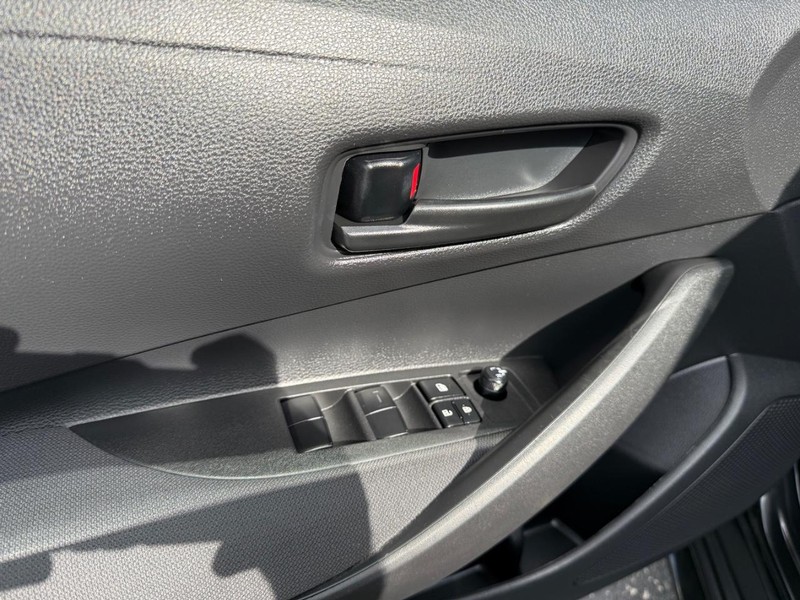 Toyota Corolla Vehicle Image 22