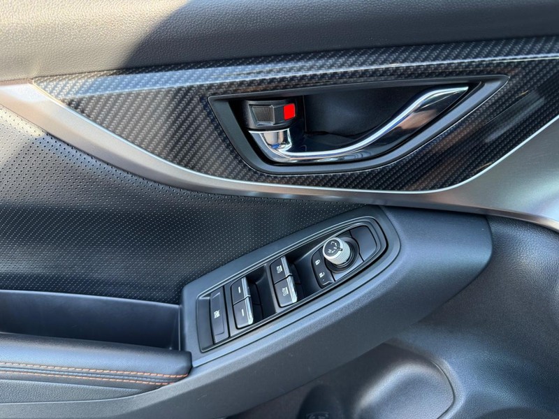 Subaru Crosstrek Vehicle Image 24