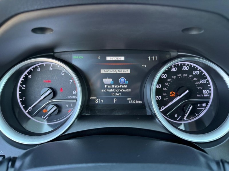 Toyota Camry Vehicle Image 22