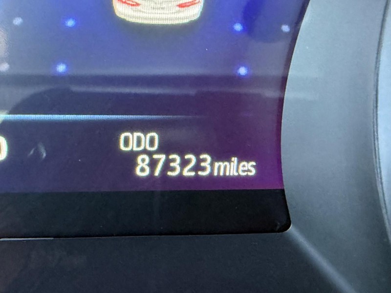 Toyota Camry Vehicle Image 23