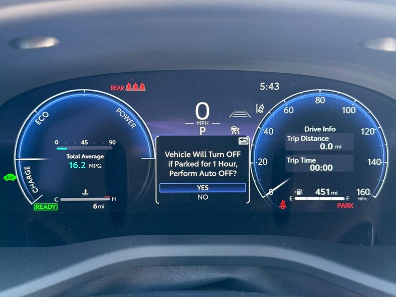 Toyota Camry Vehicle Image 18