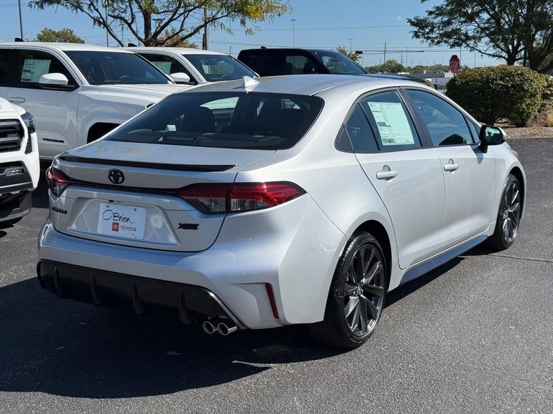 Toyota Corolla Vehicle Image 03