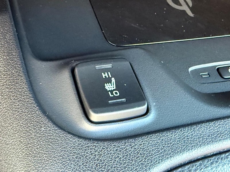 Toyota Corolla Vehicle Image 14