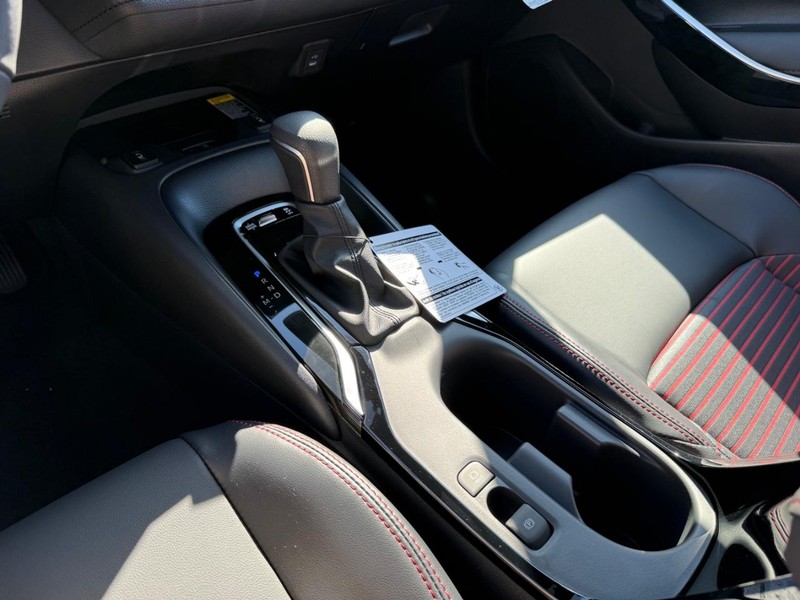 Toyota Corolla Vehicle Image 15