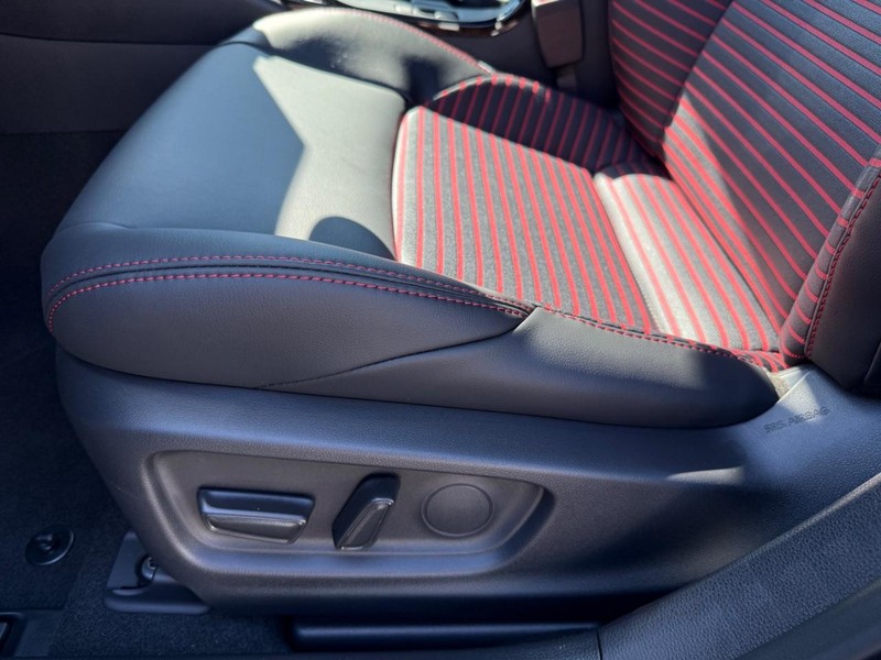 Toyota Corolla Vehicle Image 21