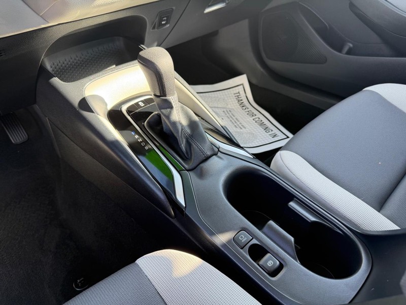 Toyota Corolla Vehicle Image 18