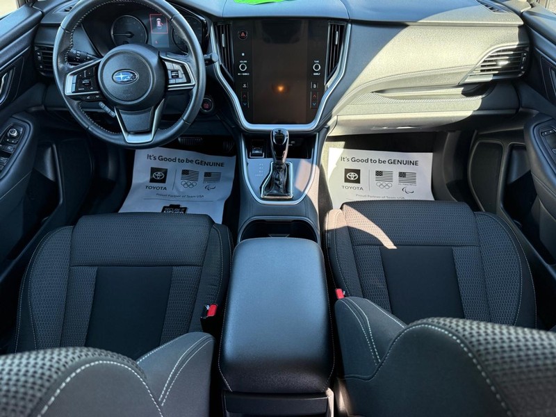 Subaru Outback Vehicle Image 12