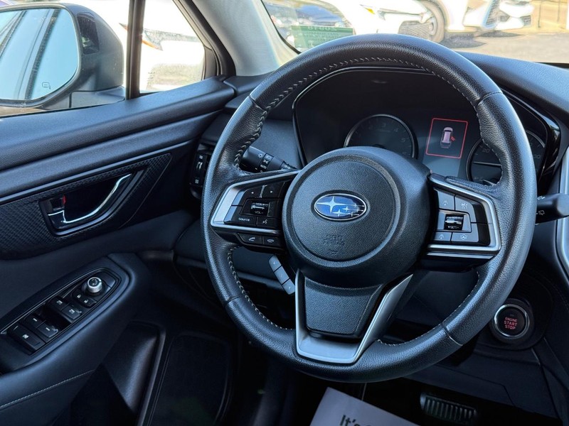 Subaru Outback Vehicle Image 13