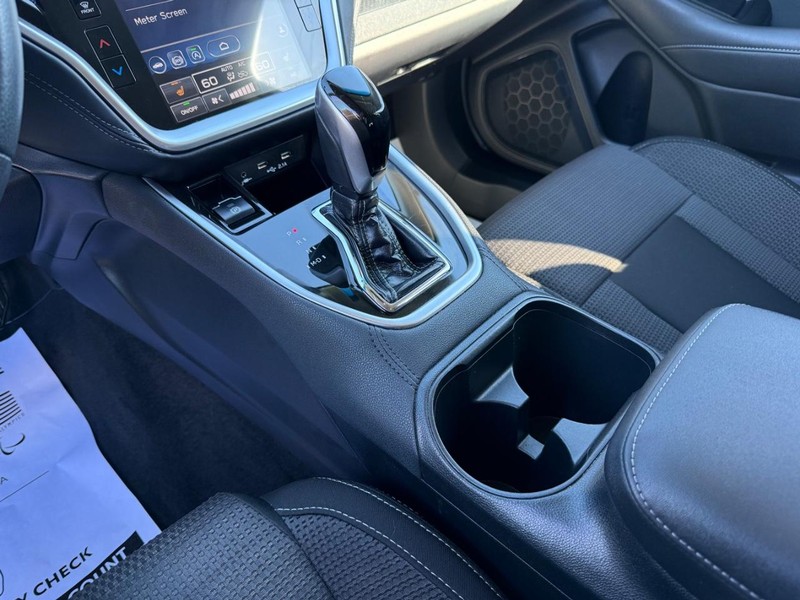 Subaru Outback Vehicle Image 19