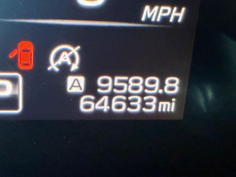 Subaru Outback Vehicle Image 22