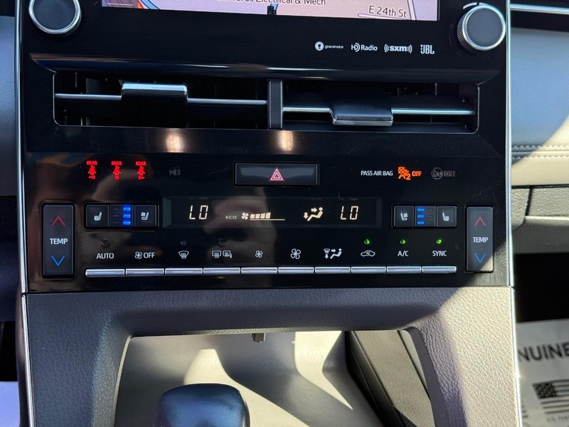 Toyota Avalon Vehicle Image 20