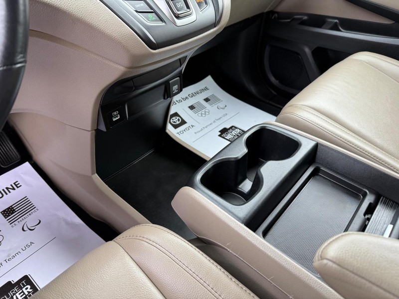 Honda Odyssey Vehicle Image 23