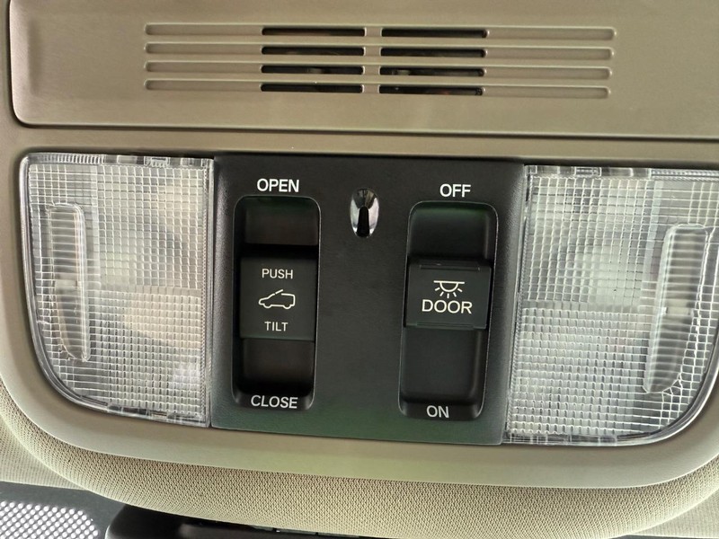 Honda Odyssey Vehicle Image 25