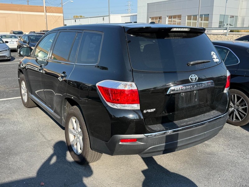 Toyota Highlander Vehicle Image 03