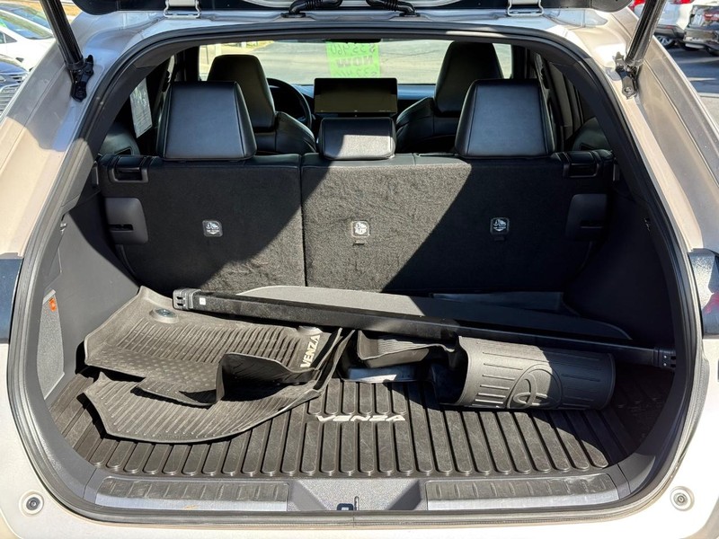 Toyota Venza Vehicle Image 07