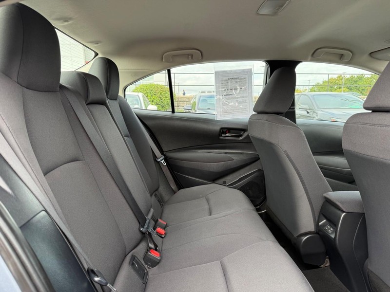 Toyota Corolla Vehicle Image 10