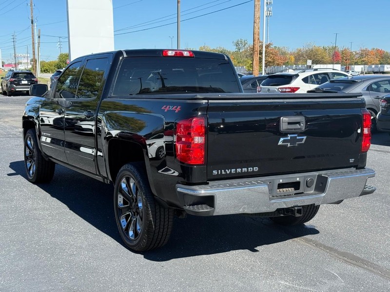 Chevrolet Silverado 1500 Vehicle Image 05