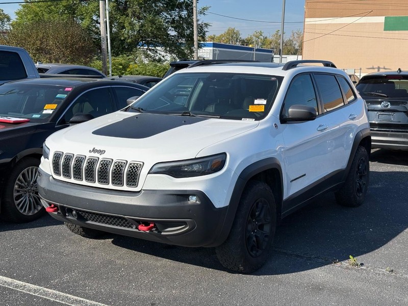 Jeep Cherokee Vehicle Image 02