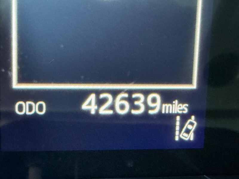 Toyota Camry Vehicle Image 20