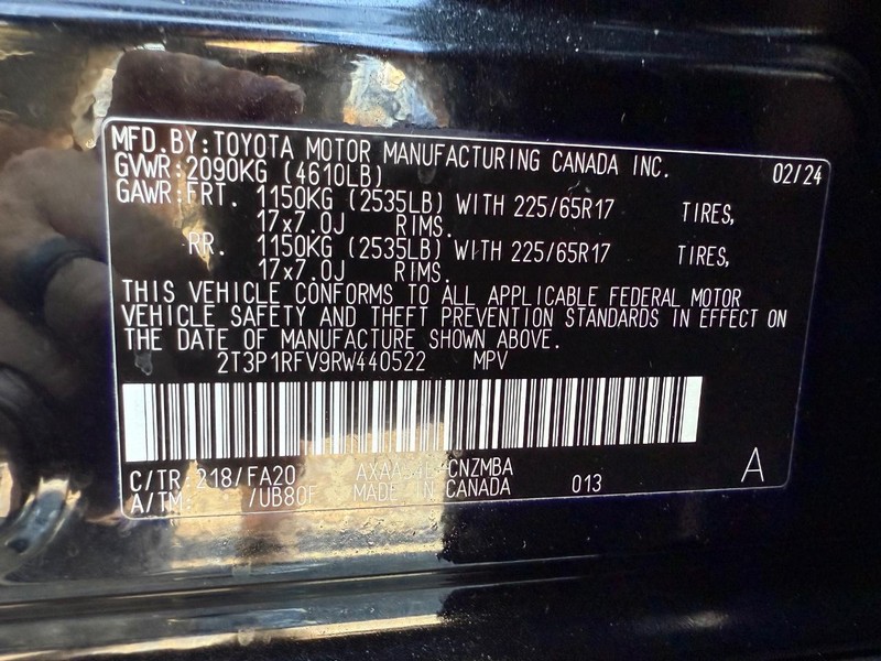 Toyota RAV4 Vehicle Image 25