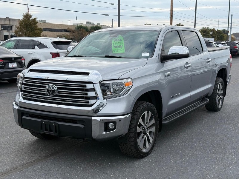 Toyota Tundra 4WD Vehicle Image 08