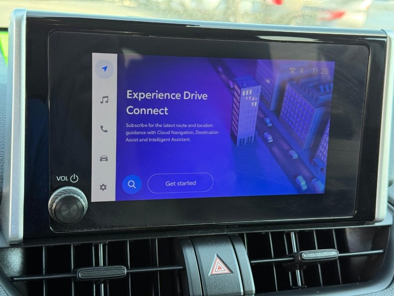 Toyota RAV4 Vehicle Image 16