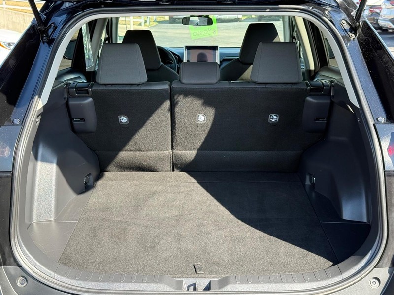 Toyota RAV4 Vehicle Image 07