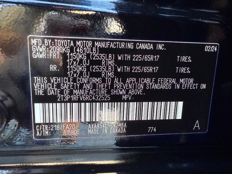 Toyota RAV4 Vehicle Image 25