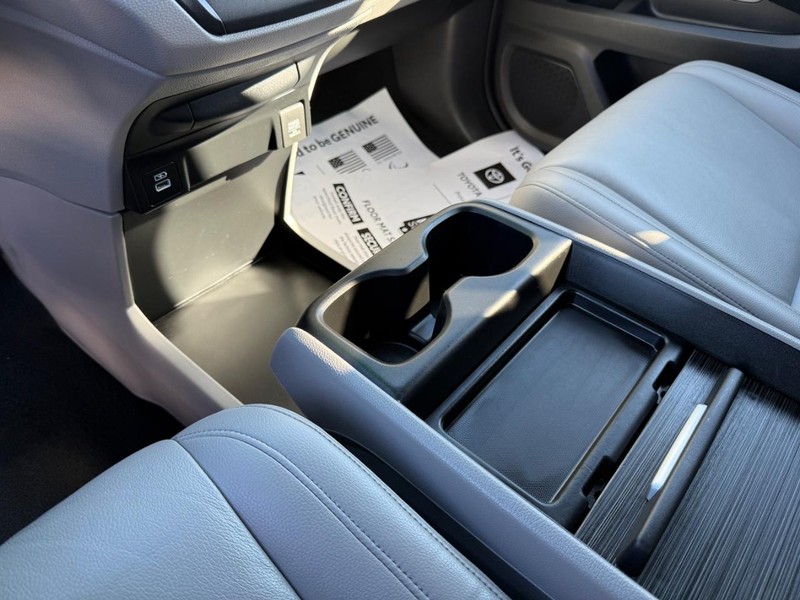 Honda Odyssey Vehicle Image 23