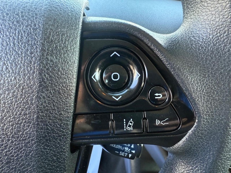 Toyota Prius Vehicle Image 14