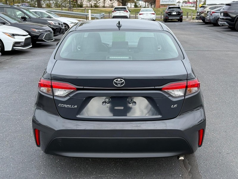 Toyota Corolla Vehicle Image 04