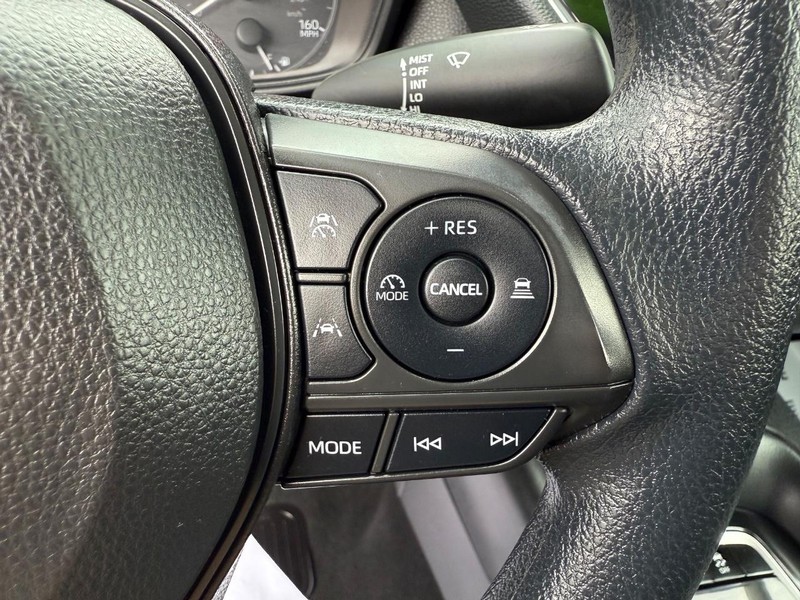 Toyota Corolla Vehicle Image 14