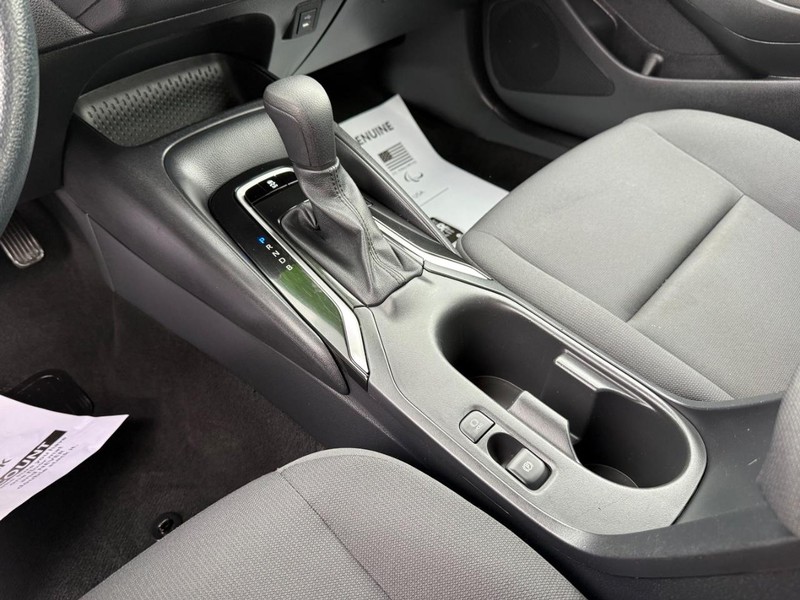 Toyota Corolla Vehicle Image 18