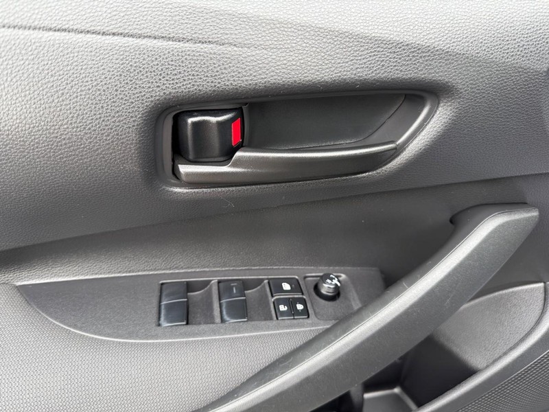 Toyota Corolla Vehicle Image 22