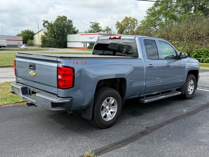 Chevrolet Silverado 1500 Vehicle Image 04